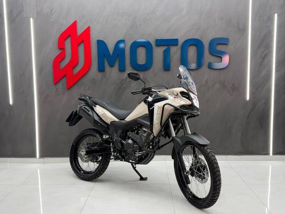 HONDA XRE 300 SAHARA ADVENTURE HONDA XRE 300 SAHARA ADVENTURE